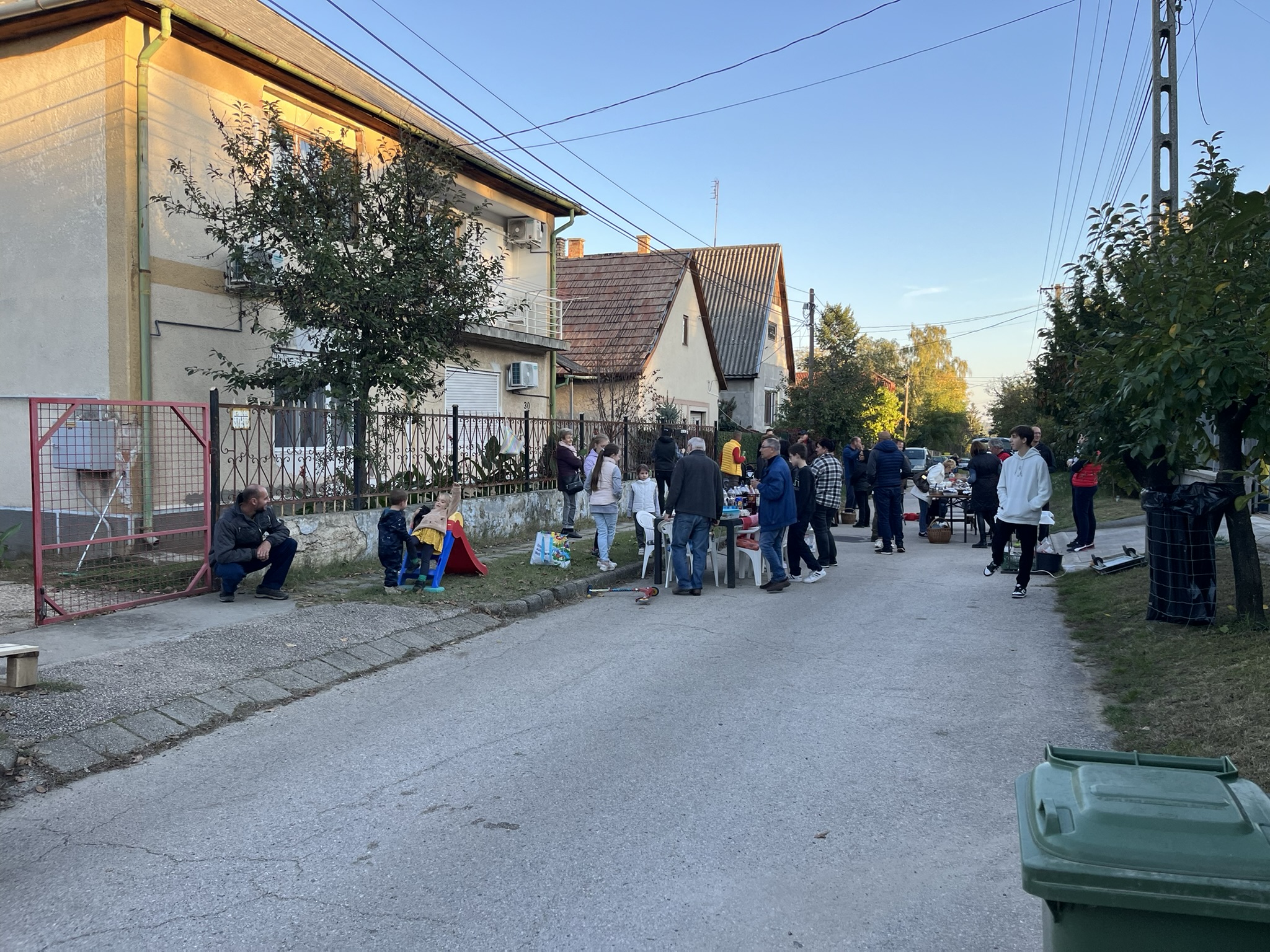 15:30